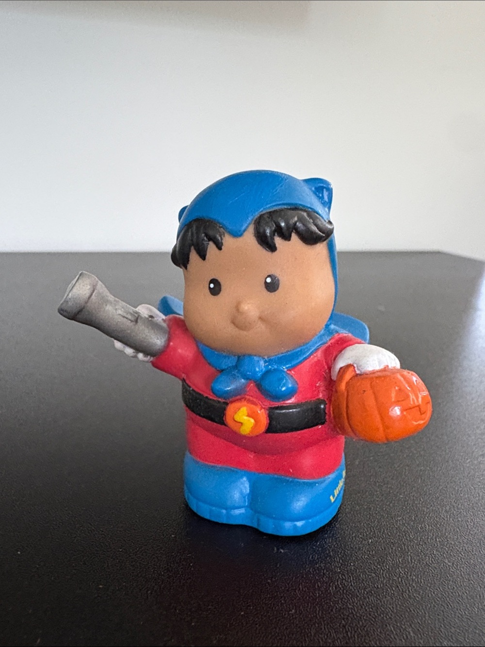 Fisher Price Little People Halloween Super Hero Roberto Flashlight Boy Pumpkin
